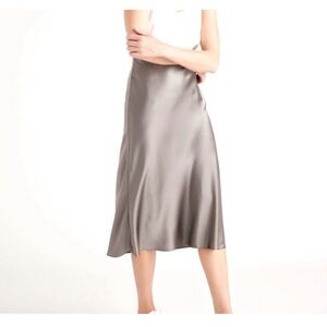 NWT Quince grey 100% silk skirt size XS